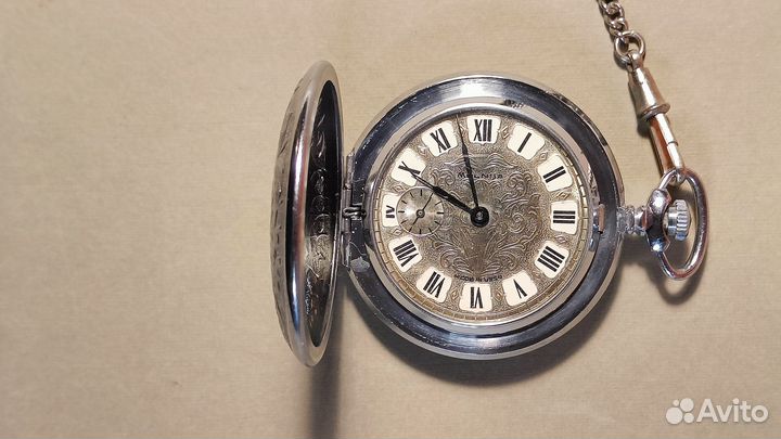 Часы карманные молния