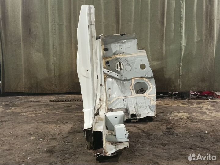 Передняя часть кузова (разное) Nissan Juke