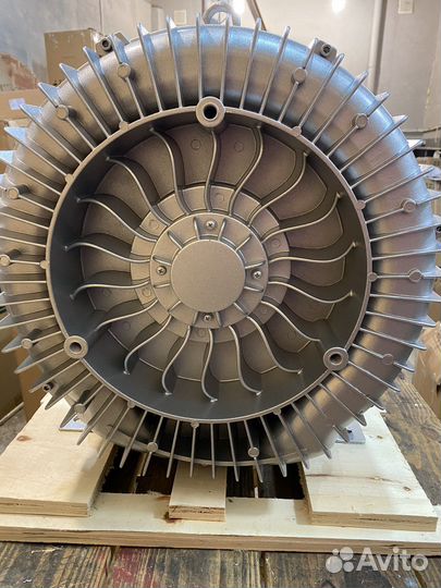 Вихревая воздуходувка