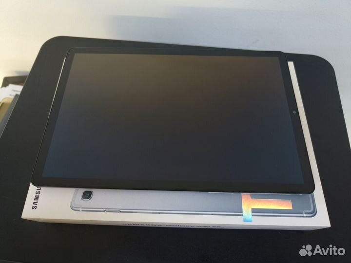 Планшет Samsung Galaxy Tab S5e 10.5