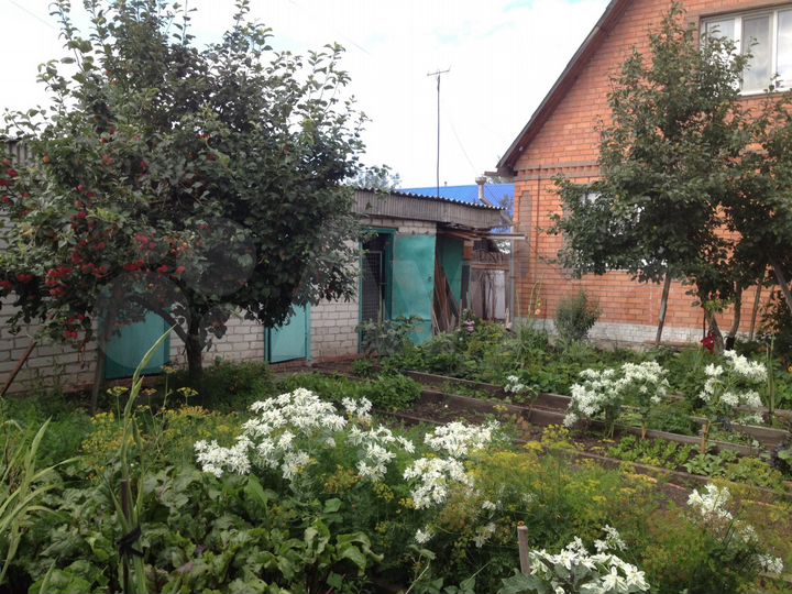 Дом 160 м² на участке 9 сот.