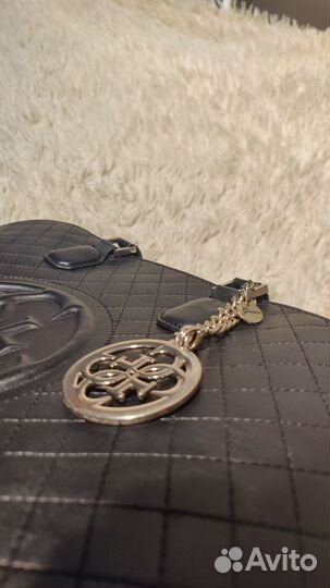 Кожаная сумка Guess