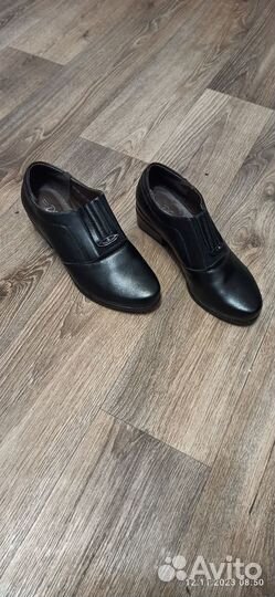 Женская одежда и обувь б/у