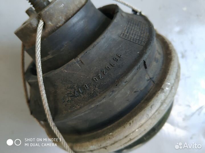 Опора двигателя Вольво Volvo 3536226 960 S90