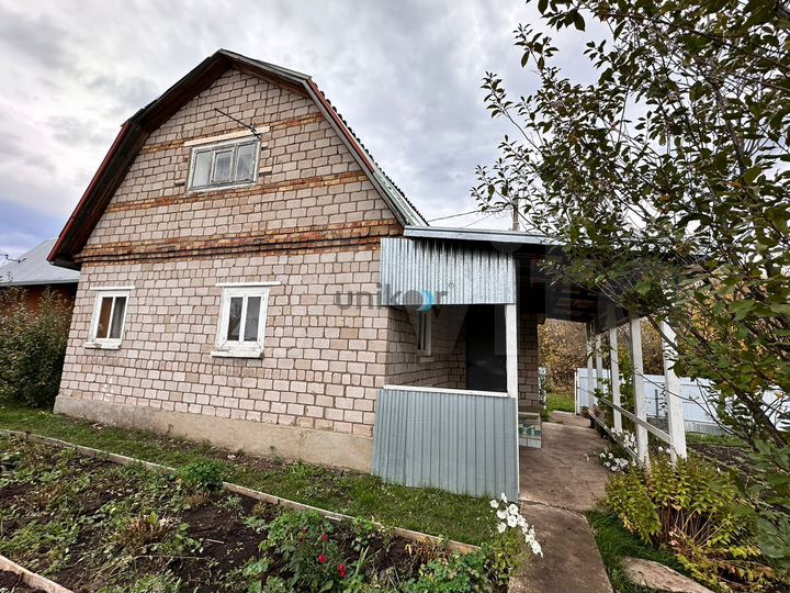 Дом 66 м² на участке 8 сот.