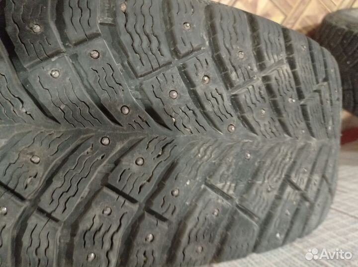Michelin X-Ice North 4 195/65 R15