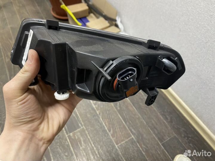 Противотуманная фара skoda yeti