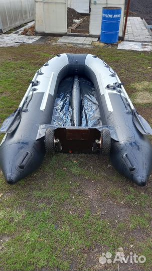 Надувная лодка