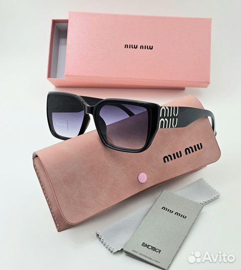 Солнцезащитные очки miu miu
