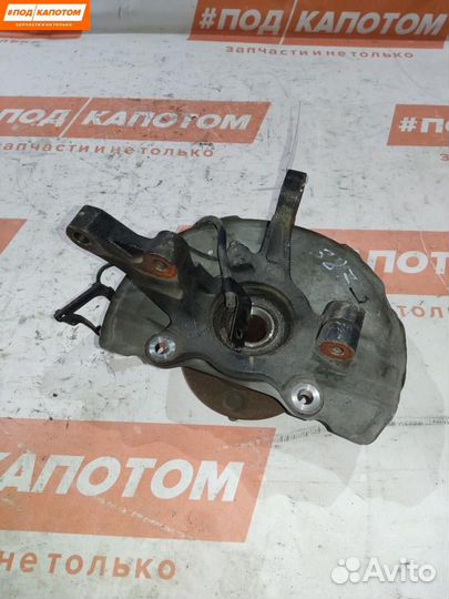 Кулак передний правый Mitsubishi Outlander 2011