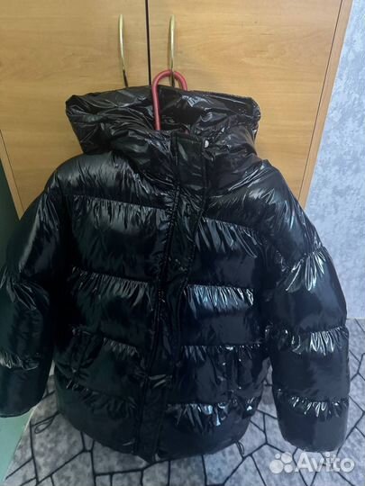Пуховик лаковый, новый