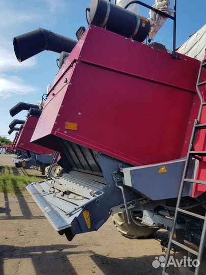 Комбайн Гомсельмаш КЗС-10К (Палессе GS10), 2013