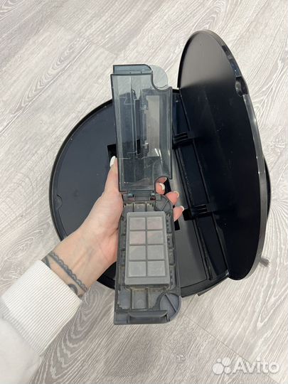 Робот-пылесос royal wellfort