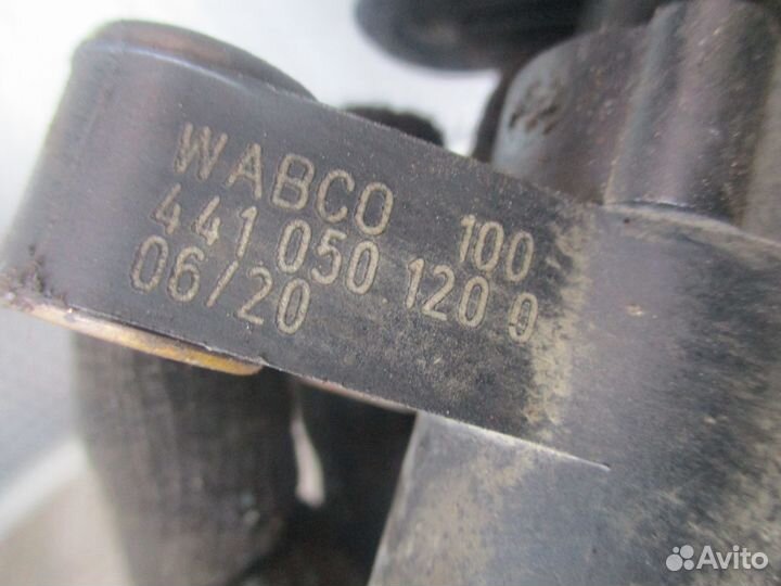 Датчик уровня пола Wabco 4410501200