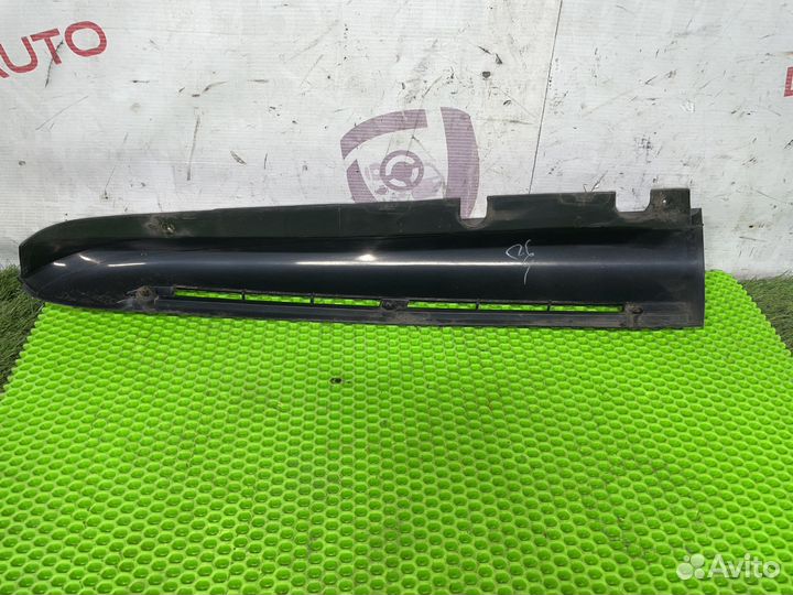 Панели задних стоек кузова пара Chevrolet Suburban