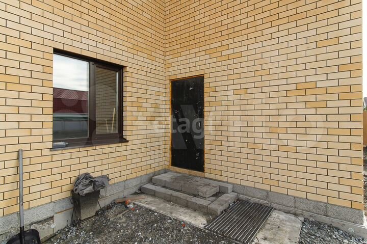 Дом 199,5 м² на участке 5,9 сот.