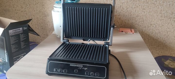 Электрогриль Redmond SteakMaster RGM-M821