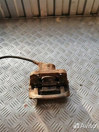 Суппорт тормозной передний правый Renault Logan