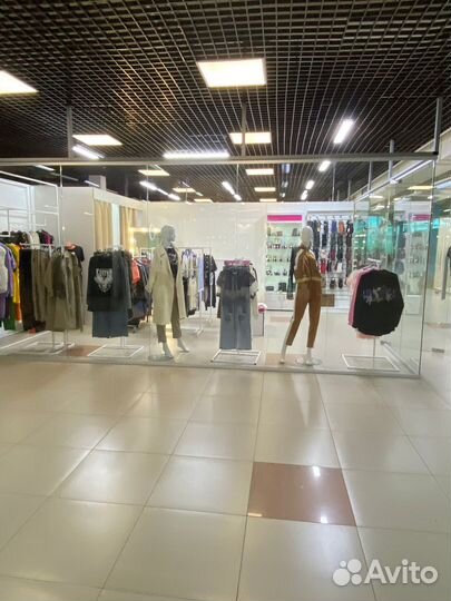 Шоурум женской одежды
