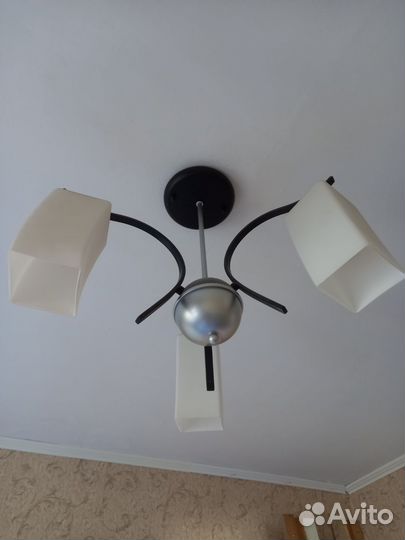 Люстра потолочная бу