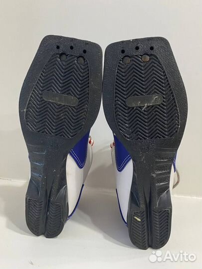 Лыжные ботинки новые