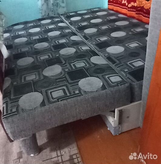 Диван гитара