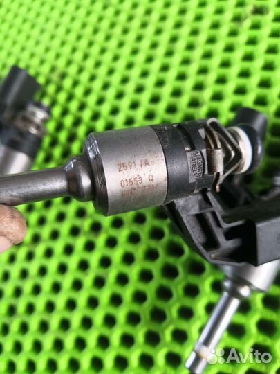 Форсунка топливная Фольксваген 1.4 турбо
