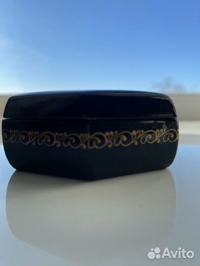 Шкатулка лаковая миниатюра 