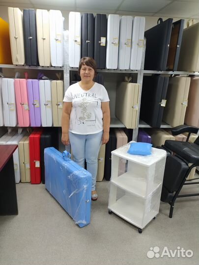 Кушетка для наращивания / массажный стол складной