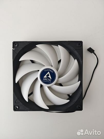 Кулер arctic f14 pwm 4pin