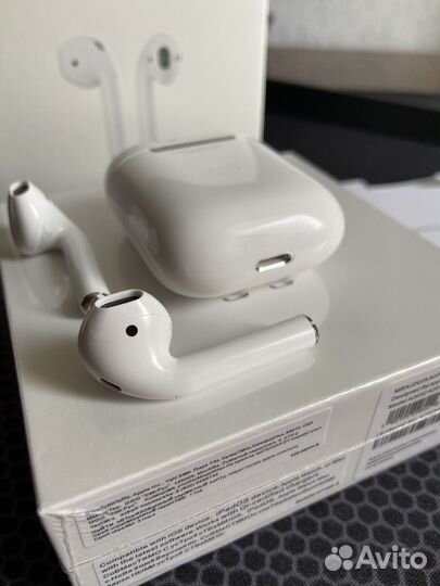 Наушники Apple AirPods 2