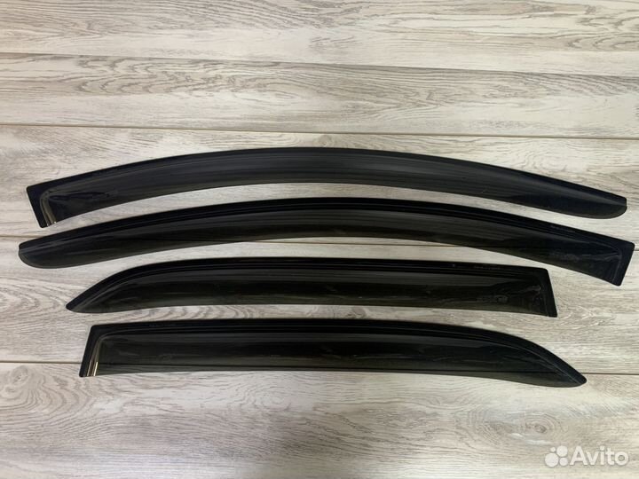 Ветровики Renault Logan 14-22 Логан