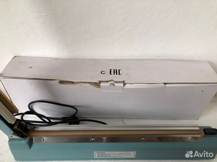 Запайщик пакетов с ножом