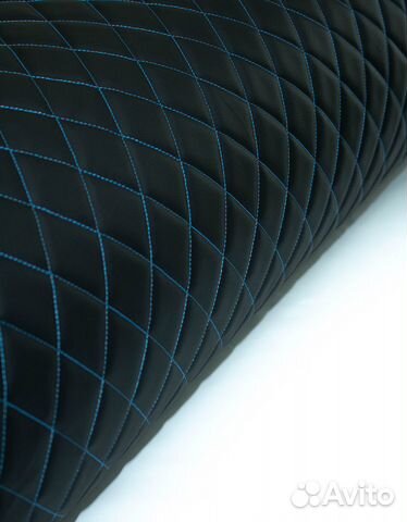 Стеганая экокожа ромб черный с синей строчкой