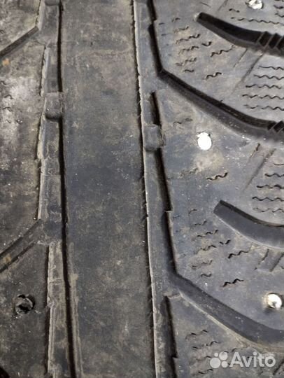 Bridgestone Ice Cruiser 7000 245/70 R16 107