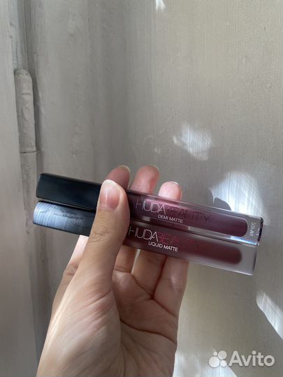 Помады Huda Beauty