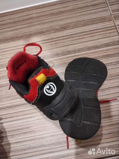 Кроссовки для мальчика