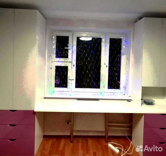 Рабочая зона у окна