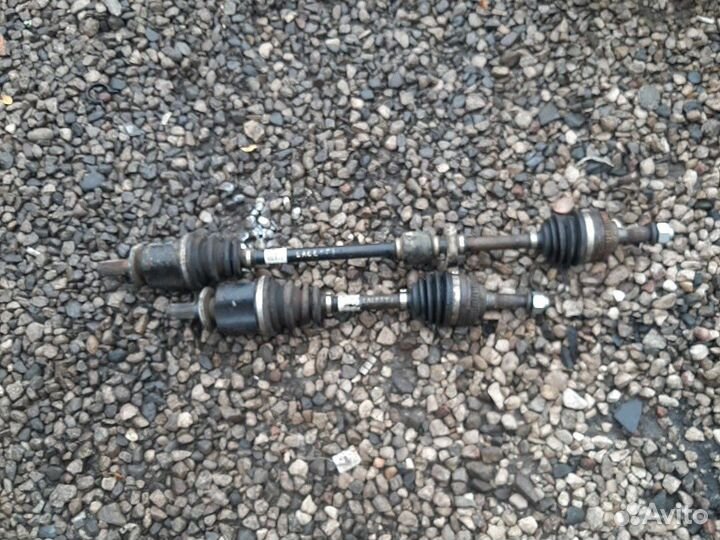 Привод передний Шевроле Лачетти 1.8 АКПП