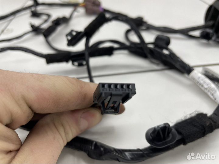 Электропроводка двери задняя правая