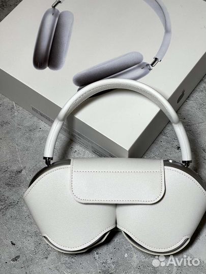 Беспроводные наушники новые