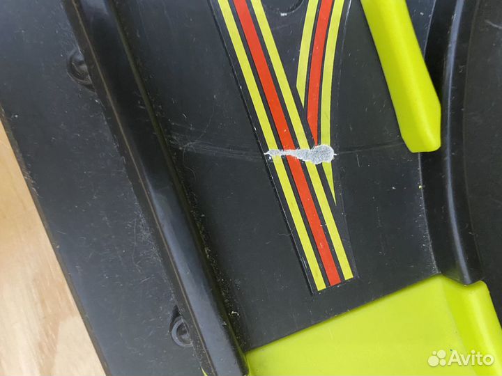 Большая парковке elc