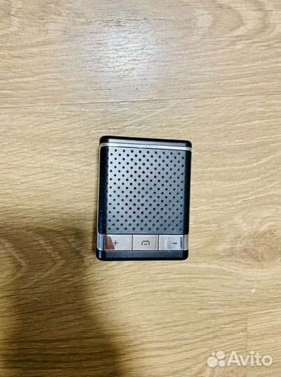 Устройство для громкой связи Nokia в машине