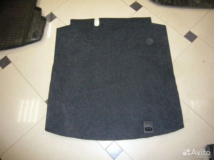 Пол багажника (коврик) Volkswagen Jetta седан BSE