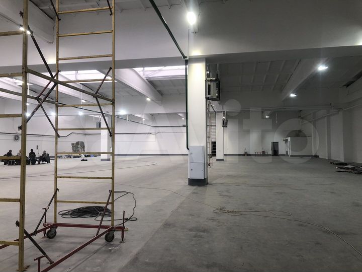 В аренду на 1 линии, 1 этаж, газ, вода, 650 м²