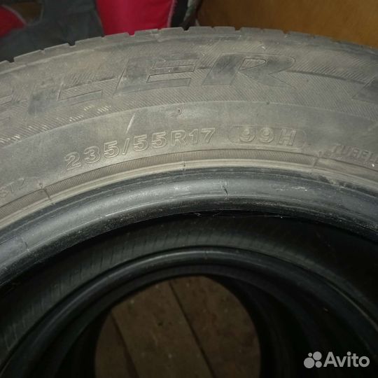 Bridgestone 613V 235/55 R17
