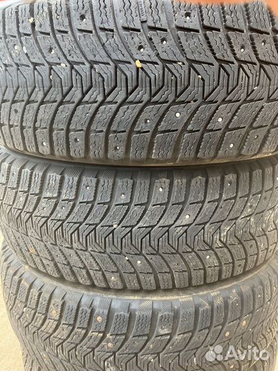 Michelin Latitude X-Ice North 3 215/65 R16