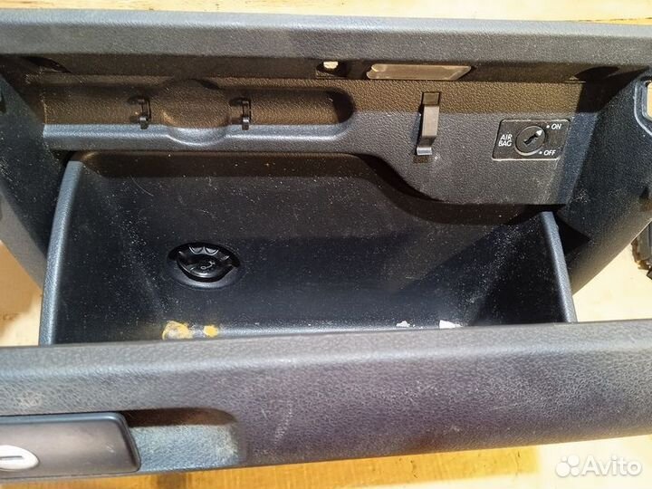 Бардачок Volkswagen Golf Plus