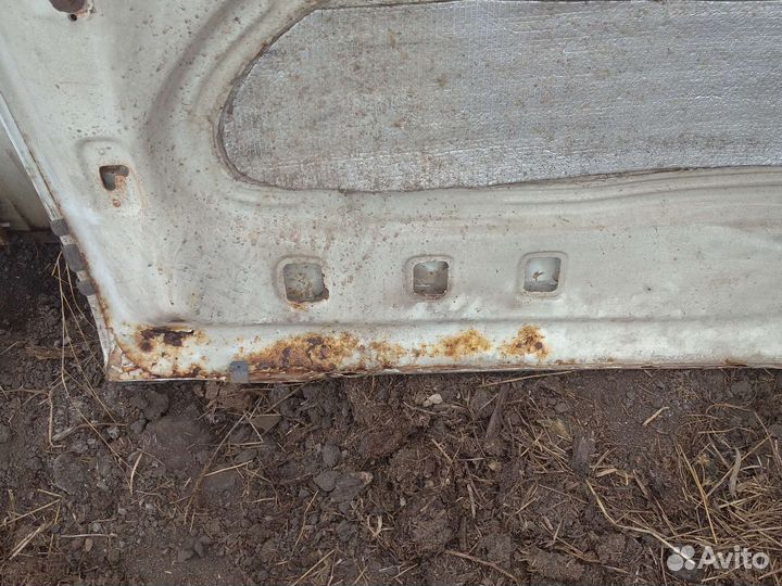 Капот на газель старого образца