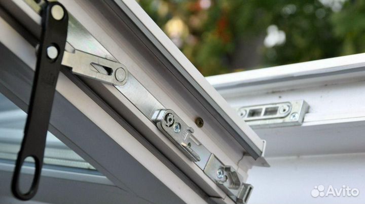 Замена фурнитуры на окнах